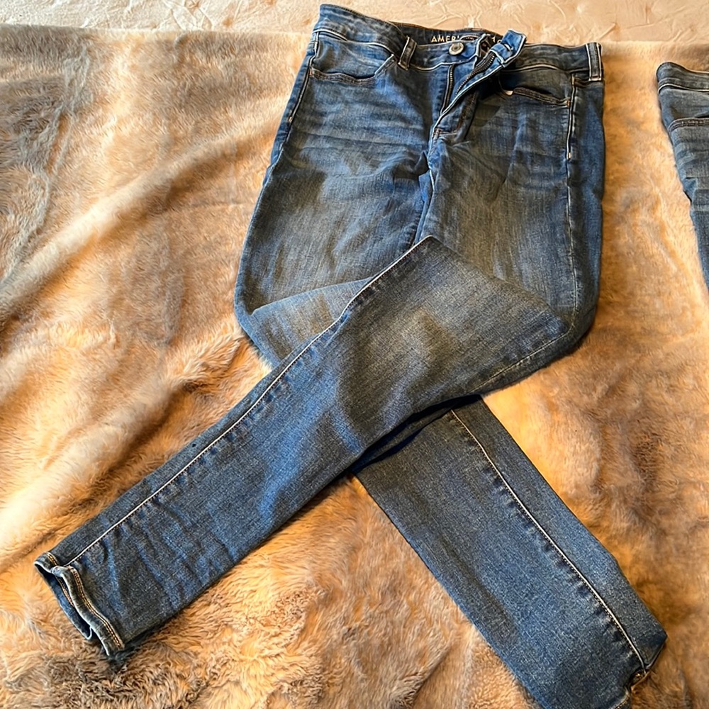American Eagle Jeggings. Medium rinse